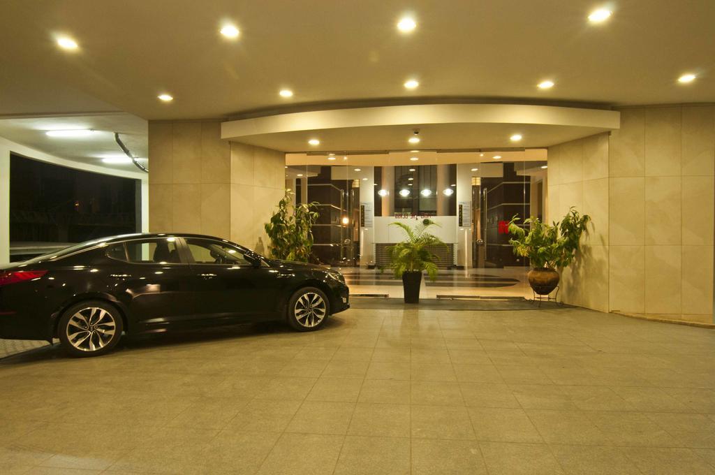 L'Eola Suites Abuja Exteriör bild