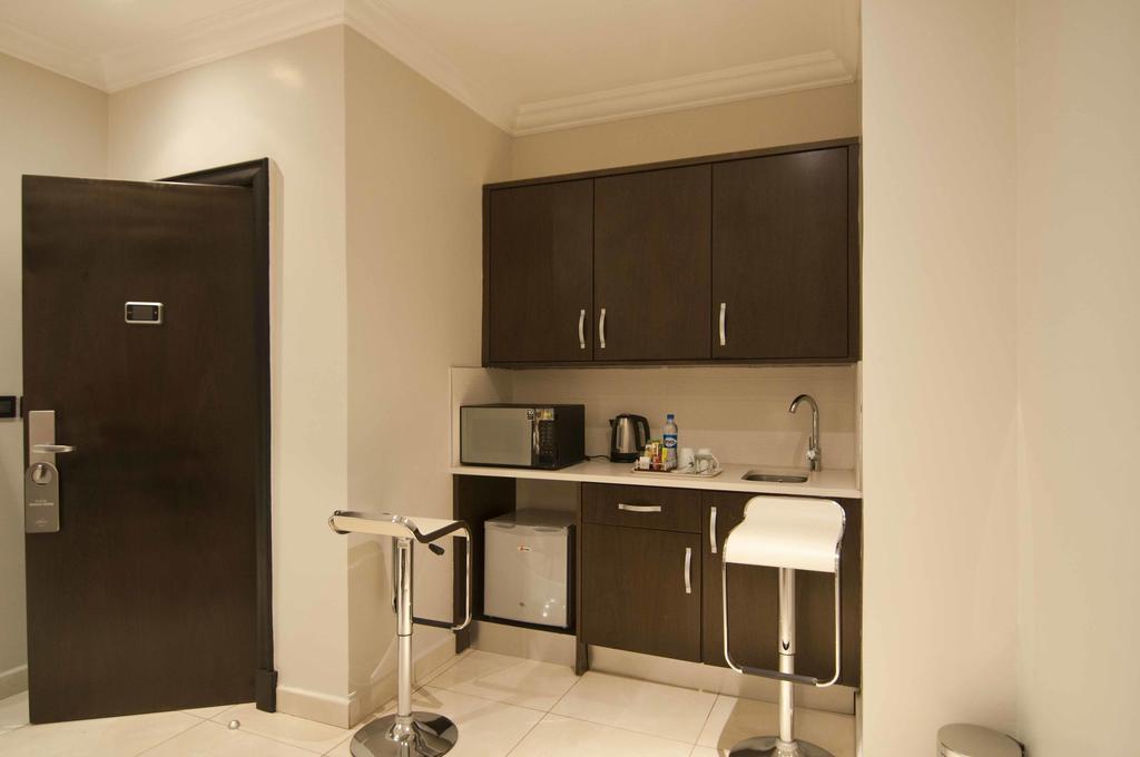L'Eola Suites Abuja Rum bild