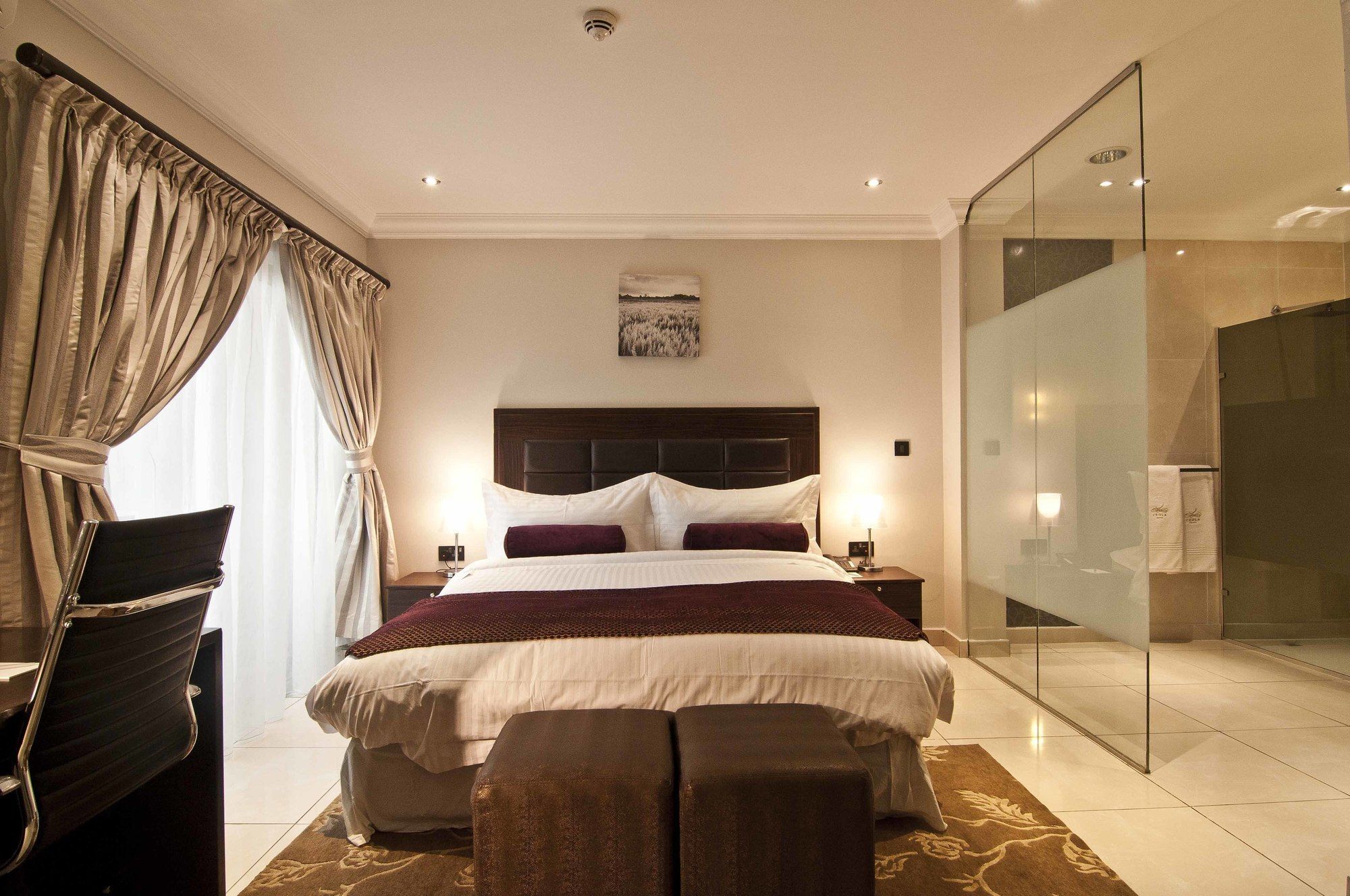 L'Eola Suites Abuja Exteriör bild
