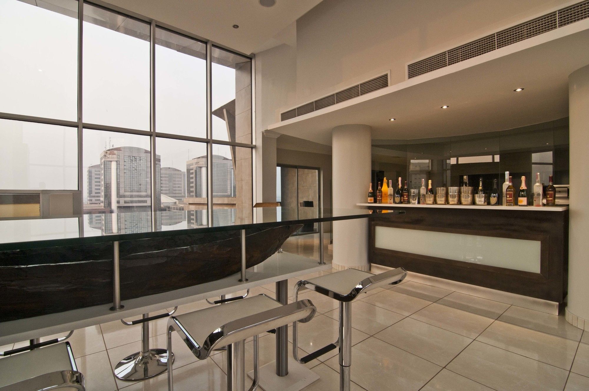 L'Eola Suites Abuja Exteriör bild