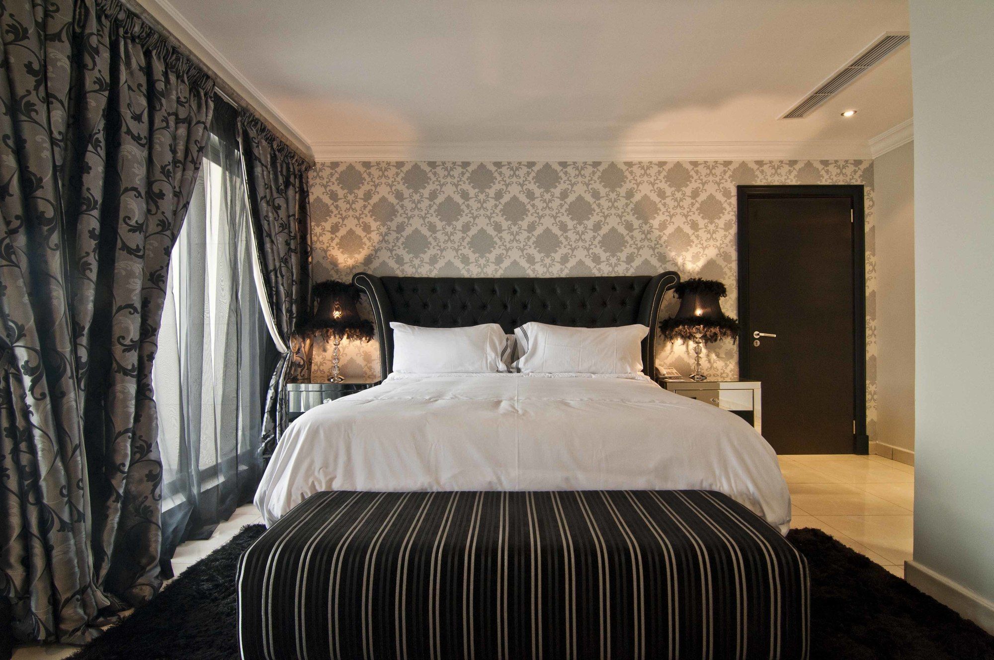 L'Eola Suites Abuja Exteriör bild